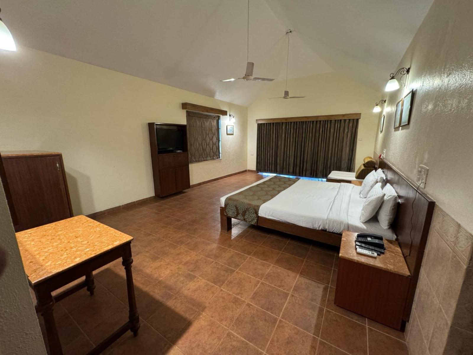 Upper Deck Resort - Stay And Relax At The Highest Peak Lonavala Exterior photo