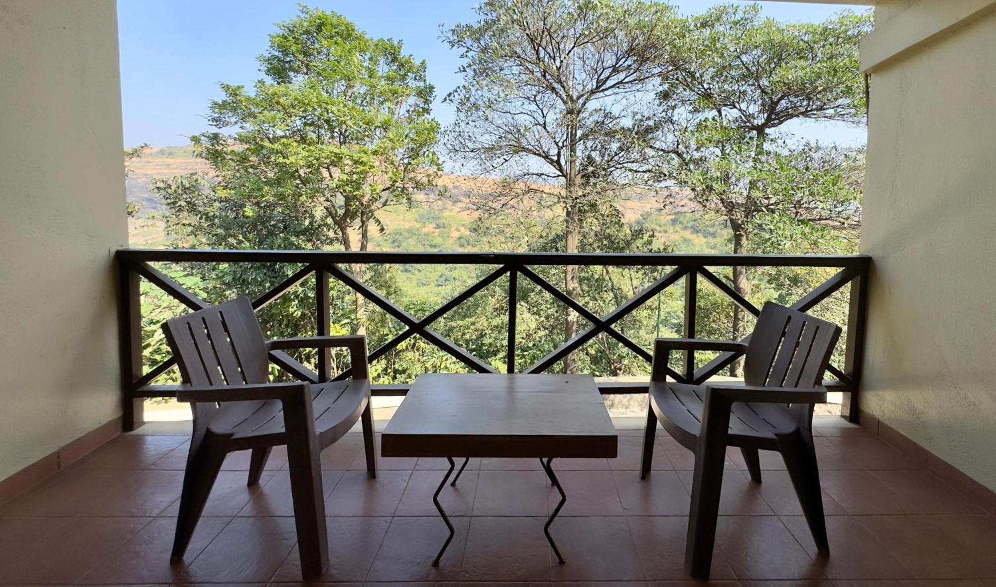 Upper Deck Resort - Stay And Relax At The Highest Peak Lonavala Exterior photo